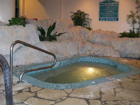 hot-tub-surrounded-by-snow-mounds